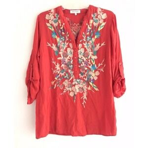 Anthropologie | Solitaire Embroidered Floral Top Red Small Roll Tab Sleeves
